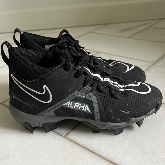 Nike football cleats - Picture 2 of 7